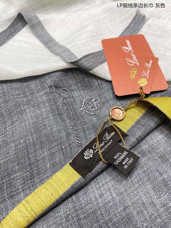 Loro Piana Scarf LPC00057 Loro Piana Scarf LPC00057